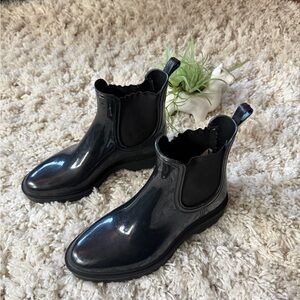 INC International Concepts Glossy Black Chelsea shoes Ankle Boots grunge, emo